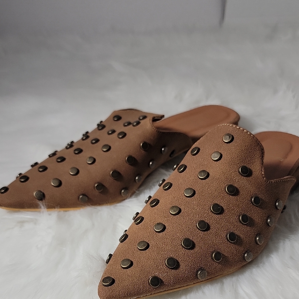 Amanda Blu Mila Studded Brown Mules Size 6